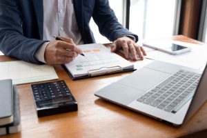 Benefits of Outsourcing Payroll Services in the UAE