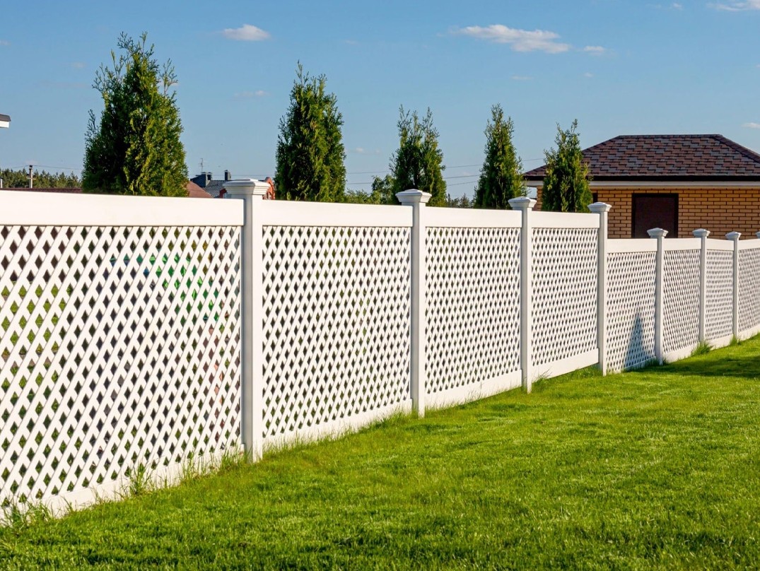 How Queensland's PVC Privacy Fencing Improves Security And Kerb Appeal